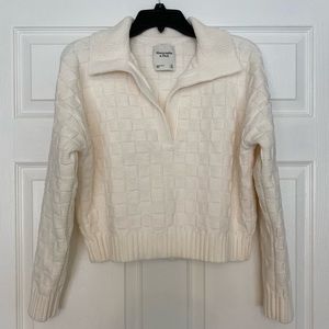 Abercrombie and Fitch Checker Texture Notch Collar Sweater